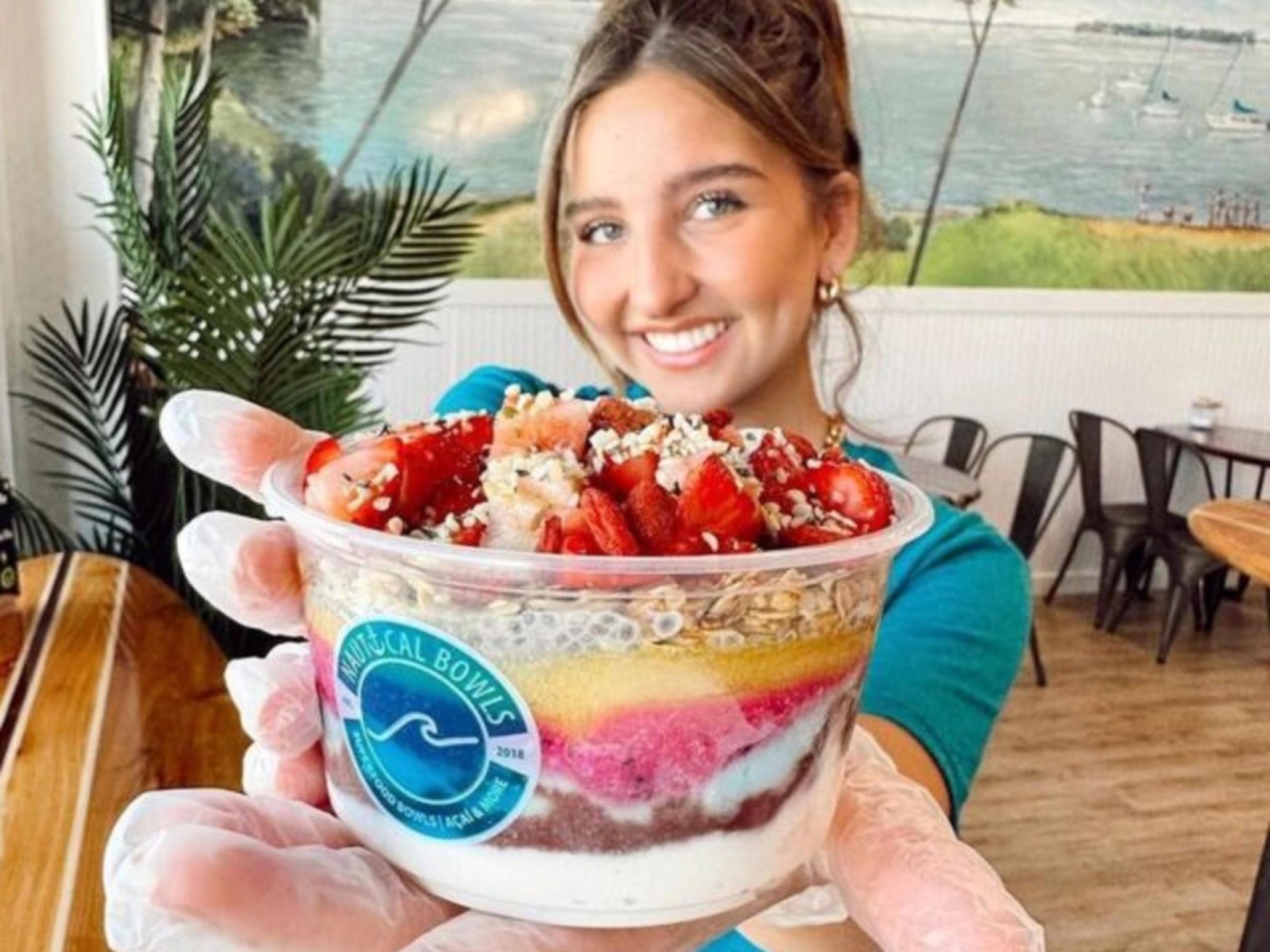 Nautical Bowls Acai! Mermaid Waters, Gold Coast, Low Cost Franchise! Desirable location!