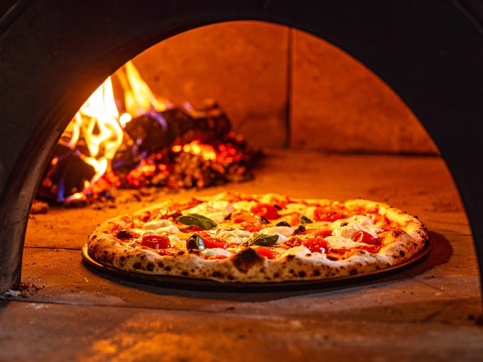For Sale - Fantastic Pizza Shop w Liquor License | MAS226