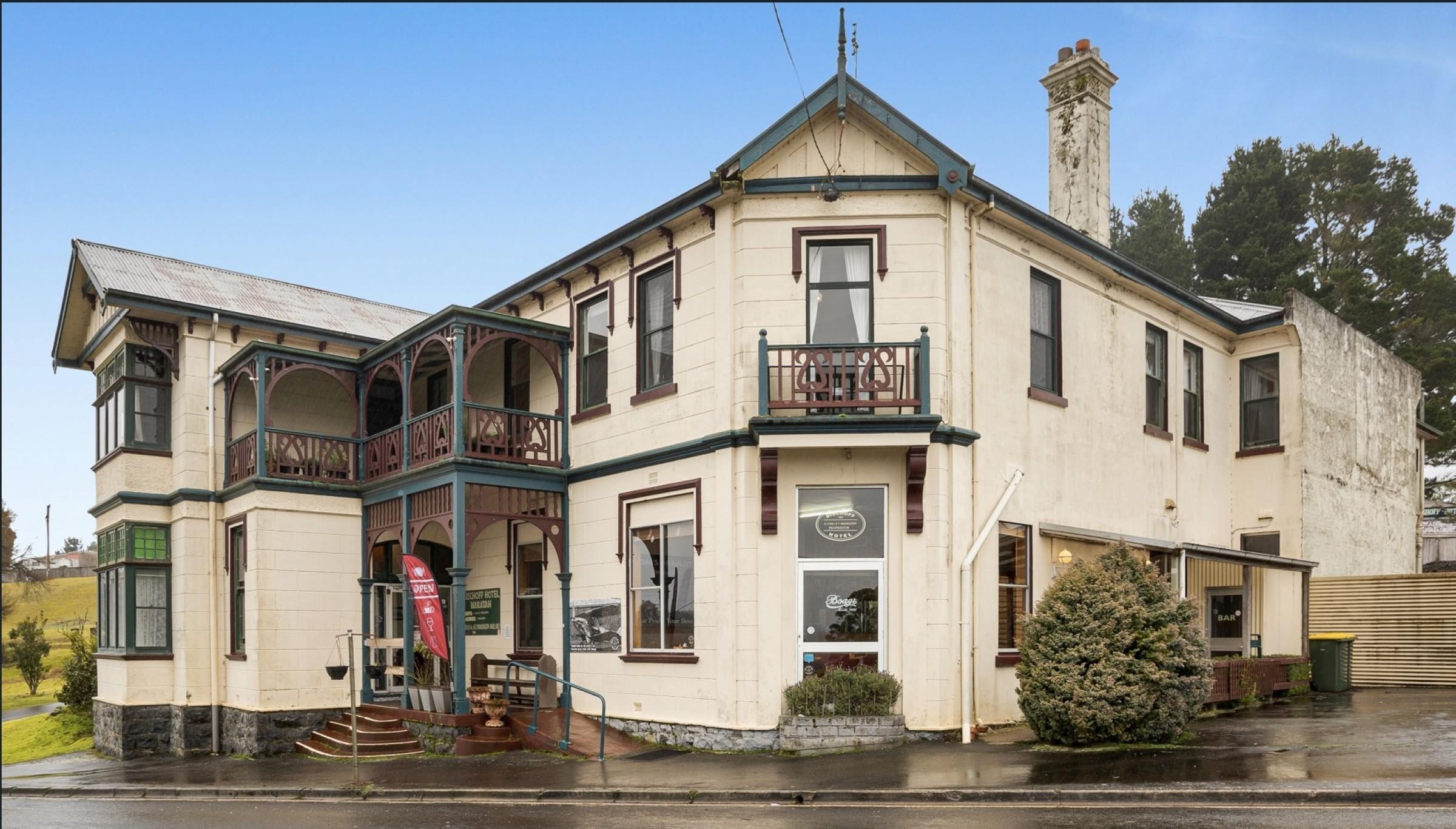 Iconic FHGC Bischoff Hotel Waratah Tasmania Historic $1mPlus T/O Potential to Do More $1,250,000+sav