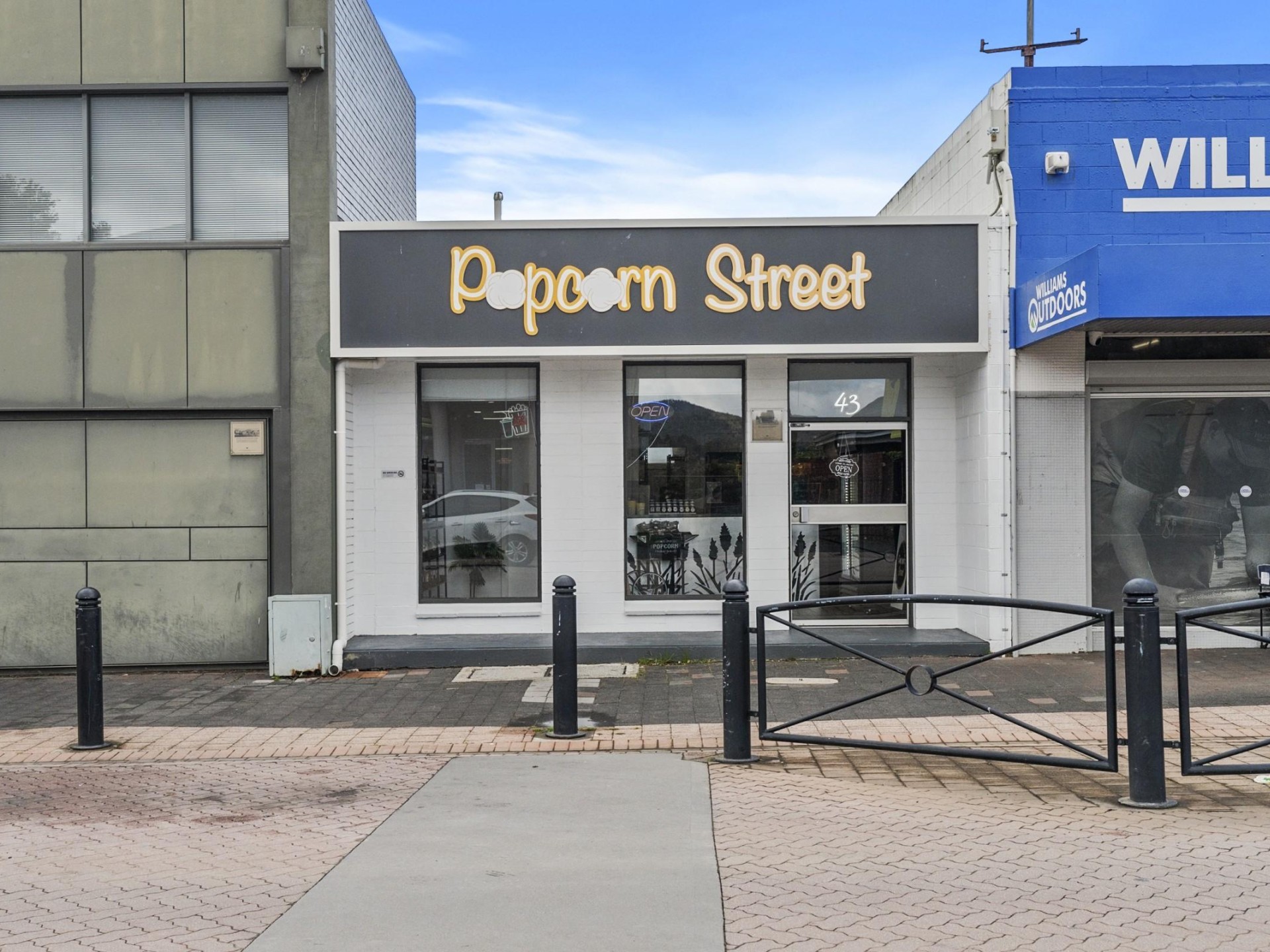 UNDER CONTACT - Newly Renovated Freehold Opportunity  Prime High Street Exposure