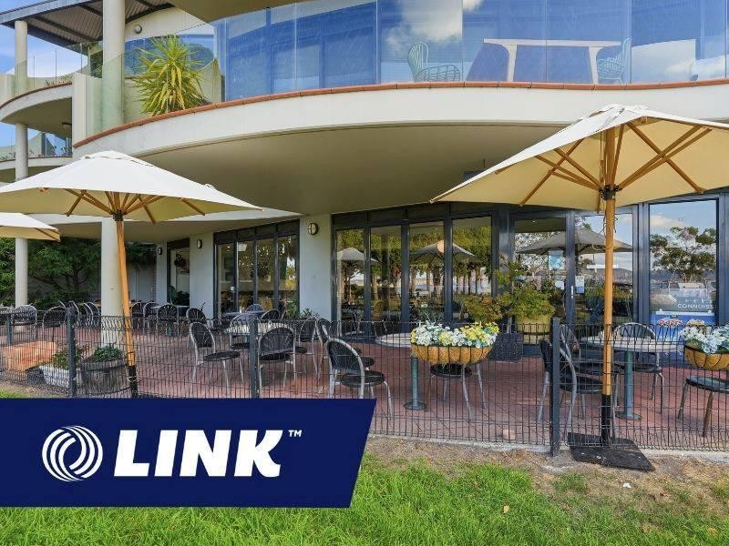 Busy Beachside Cafe & Bar